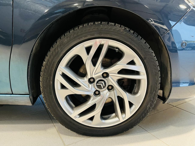 Photo 21 de l'offre de CITROEN C4  HDi 90 FAP Exclusive à 8990€ chez Occasions Champenoises