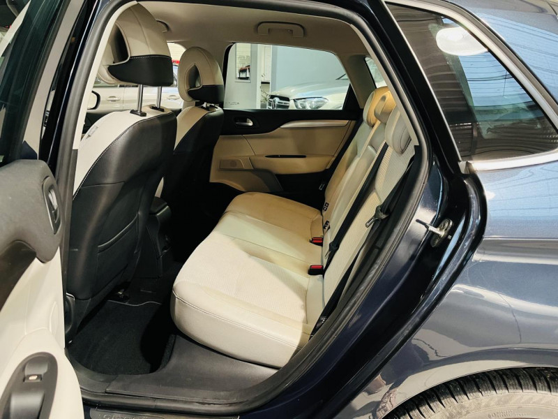 Photo 10 de l'offre de CITROEN C4  HDi 90 FAP Exclusive à 8990€ chez Occasions Champenoises