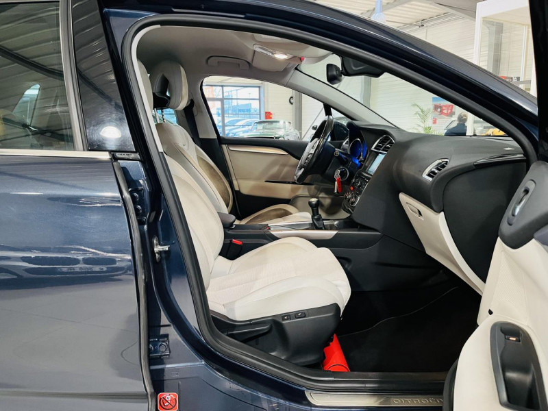 Photo 13 de l'offre de CITROEN C4  HDi 90 FAP Exclusive à 8990€ chez Occasions Champenoises