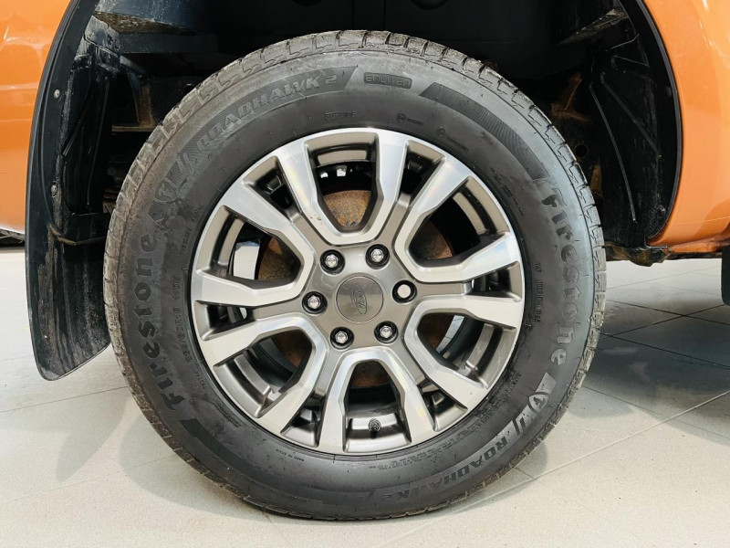 Photo 22 de l'offre de FORD RANGER DOUBLE CABINE  3.2 TDCi 200 4X4 BVA6 WILDTRAK à 30990€ chez Occasions Champenoises