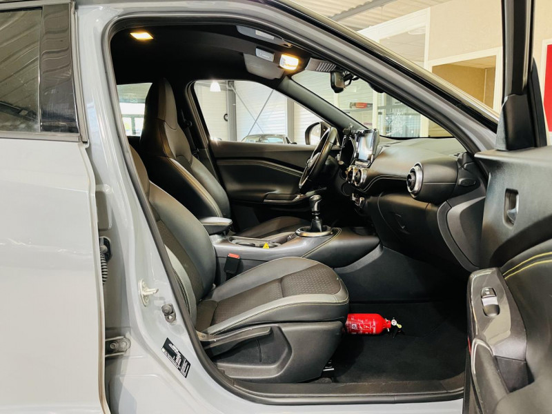 Photo 14 de l'offre de NISSAN JUKE DIG-T 114 Série limitée Kiiro à 13990€ chez Occasions Champenoises