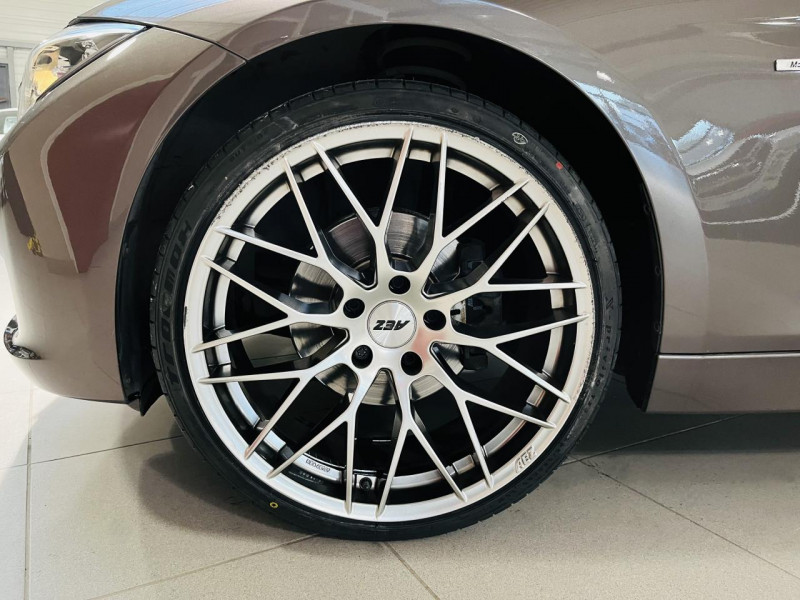 Photo 17 de l'offre de BMW SERIE 3  320d 184 ch F30 Modern à 16490€ chez Occasions Champenoises