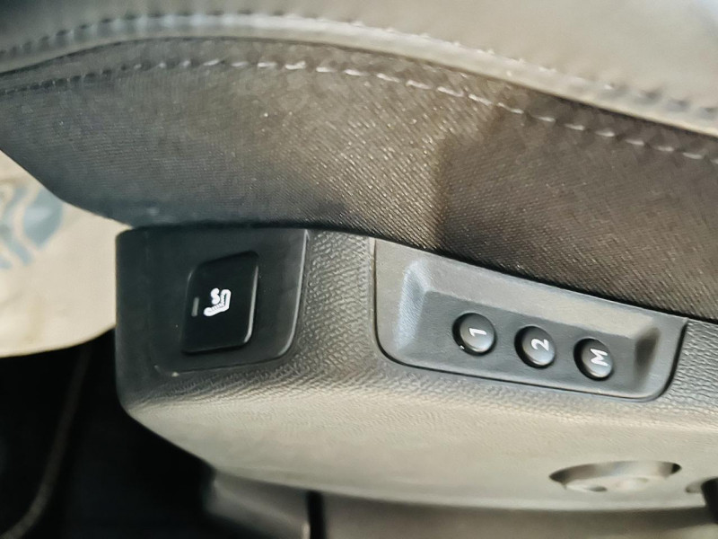 Photo 14 de l'offre de PEUGEOT 5008  1.6 THP 165ch S&S EAT6 GT Line à 15990€ chez Occasions Champenoises