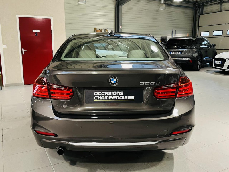 Photo 15 de l'offre de BMW SERIE 3  320d 184 ch F30 Modern à 16490€ chez Occasions Champenoises