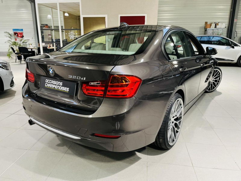 Photo 16 de l'offre de BMW SERIE 3  320d 184 ch F30 Modern à 16490€ chez Occasions Champenoises