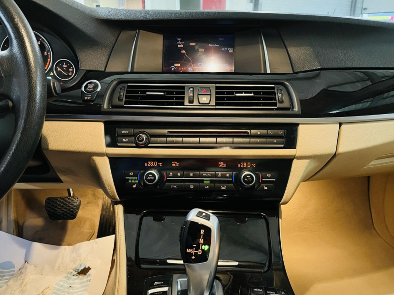 Photo 6 de l'offre de BMW SERIE 5  520d 184 ch F10 LCI Luxe BVA 8 à 18990€ chez Occasions Champenoises