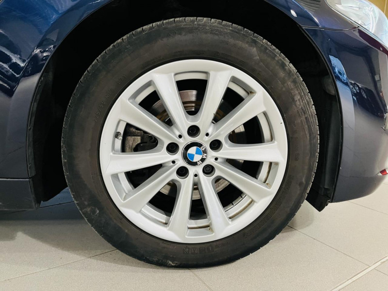 Photo 23 de l'offre de BMW SERIE 5  520d 184 ch F10 LCI Luxe BVA 8 à 18990€ chez Occasions Champenoises