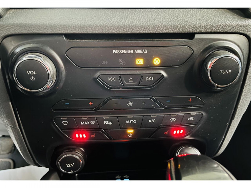 Photo 7 de l'offre de FORD RANGER DOUBLE CABINE  3.2 ECOBLUE 200 4X4 BV6 WILDTRAK à 29990€ chez Occasions Champenoises