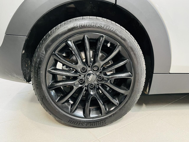 Photo 22 de l'offre de MINI CLUBMAN Cooper 136 ch DKG7 Essential à 24990€ chez Occasions Champenoises