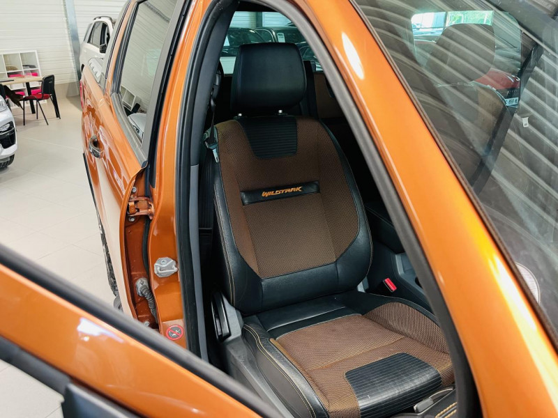 Photo 16 de l'offre de FORD RANGER DOUBLE CABINE  3.2 ECOBLUE 200 4X4 BV6 WILDTRAK à 29990€ chez Occasions Champenoises