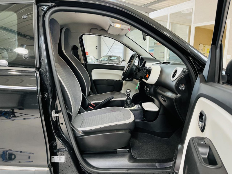 Photo 13 de l'offre de RENAULT TWINGO III 0.9 TCe 90 Energy Intens à 8490€ chez Occasions Champenoises