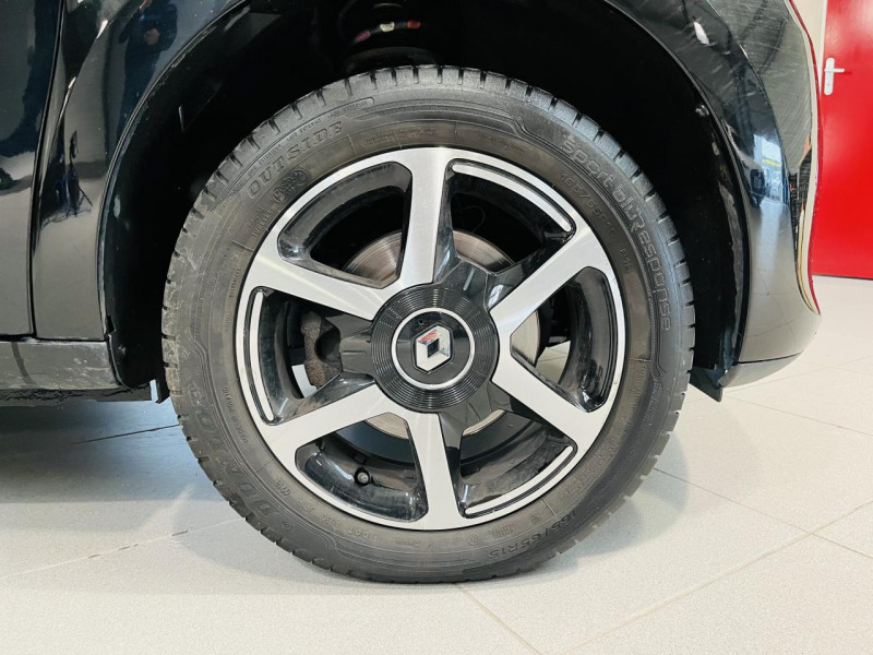 Photo 21 de l'offre de RENAULT TWINGO III 0.9 TCe 90 Energy Intens à 8490€ chez Occasions Champenoises