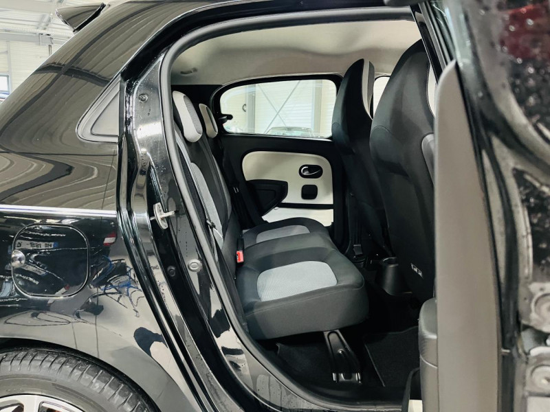 Photo 12 de l'offre de RENAULT TWINGO III 0.9 TCe 90 Energy Intens à 8490€ chez Occasions Champenoises