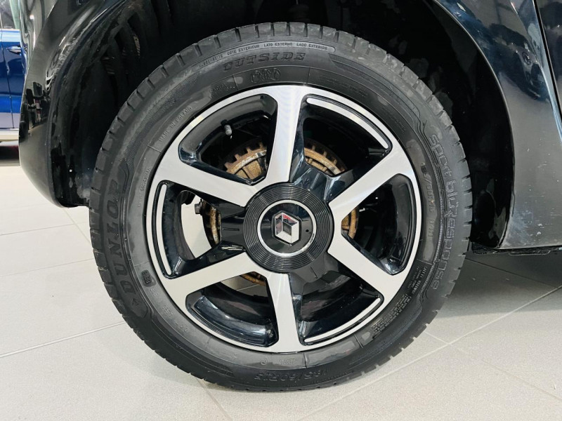 Photo 20 de l'offre de RENAULT TWINGO III 0.9 TCe 90 Energy Intens à 8490€ chez Occasions Champenoises