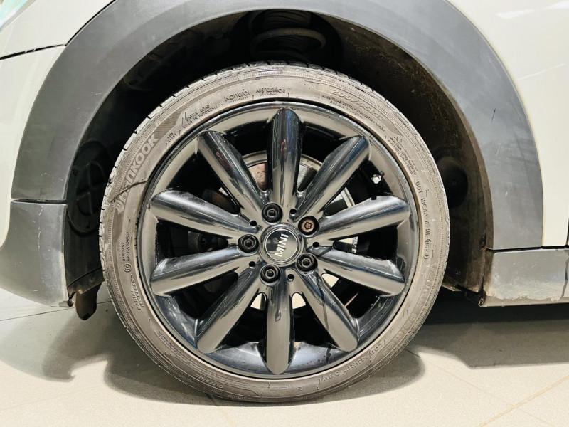 Photo 17 de l'offre de MINI MINI  Cooper 136 ch Chili à 13990€ chez Occasions Champenoises