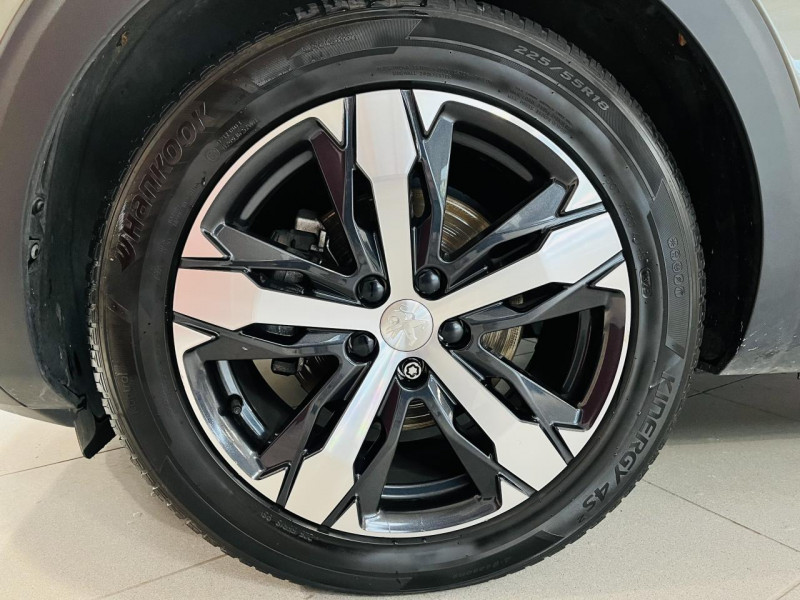 Photo 20 de l'offre de PEUGEOT 3008  1.6 BlueHDi 120ch S&S BVM6 Allure à 15990€ chez Occasions Champenoises