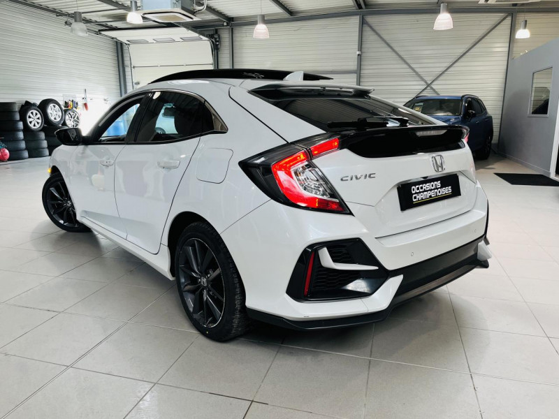 Photo 19 de l'offre de HONDA CIVIC 1.0 i-VTEC 126 CVT Exclusive Premium à 15990€ chez Occasions Champenoises