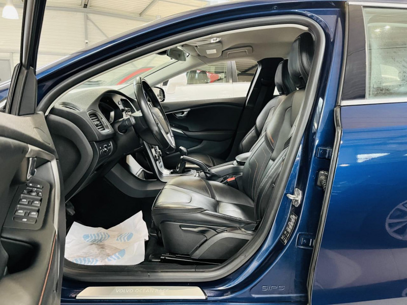 Photo 8 de l'offre de VOLVO V40 BUSINESS D2 115 Ocean Race à 13990€ chez Occasions Champenoises