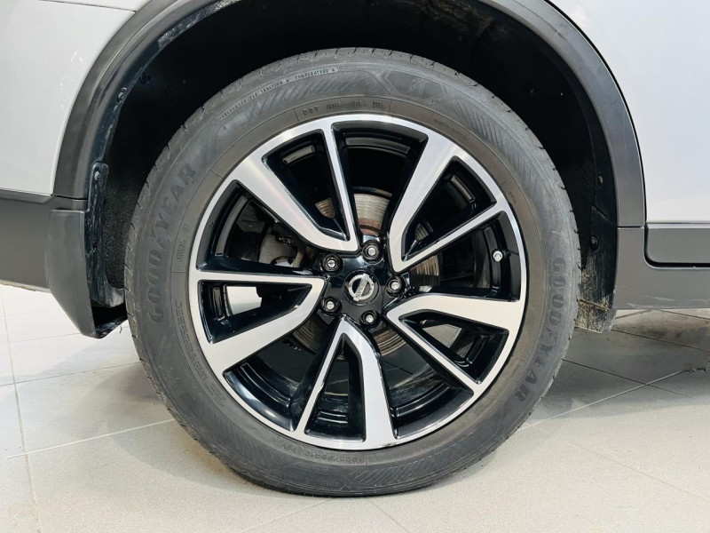 Photo 25 de l'offre de NISSAN X-TRAIL 1.6 dCi 130 Xtronic Tekna à 15990€ chez Occasions Champenoises