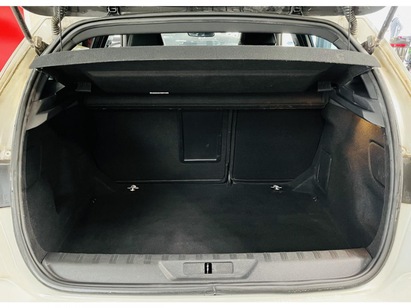 Photo 12 de l'offre de PEUGEOT 308 GTI 1.6 THP 270  à 16490€ chez Occasions Champenoises