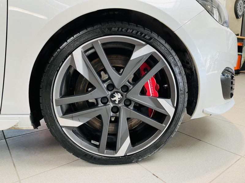 Photo 23 de l'offre de PEUGEOT 308 GTI 1.6 THP 270  à 16490€ chez Occasions Champenoises