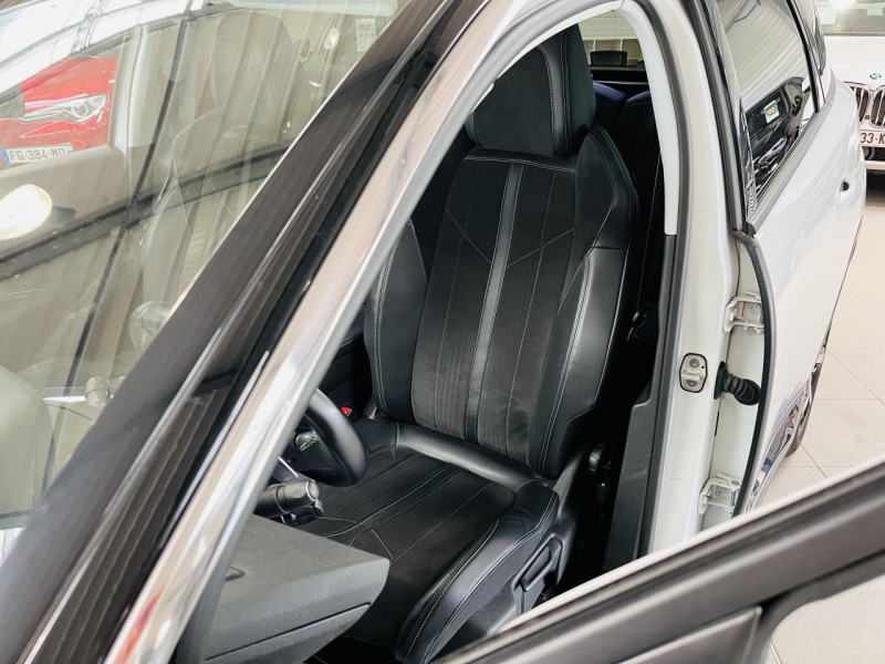 Photo 10 de l'offre de PEUGEOT 5008  BlueHDi 130ch S&S EAT8 Crossway à 18990€ chez Occasions Champenoises