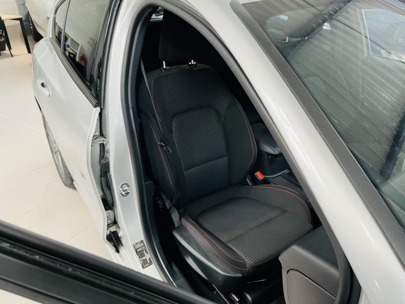 Photo 15 de l'offre de FORD FOCUS 1.0 Flexifuel mHEV - 125 S&S  ST Line X à 17990€ chez Occasions Champenoises