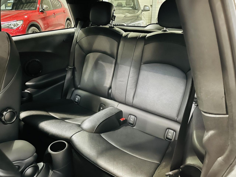 Photo 10 de l'offre de MINI MINI  Cooper 136 ch Chili à 13990€ chez Occasions Champenoises