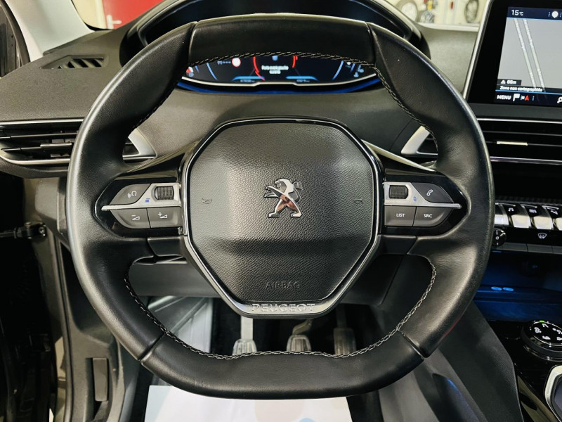 Photo 6 de l'offre de PEUGEOT 3008  1.6 BlueHDi 120ch S&S BVM6 Allure à 15990€ chez Occasions Champenoises