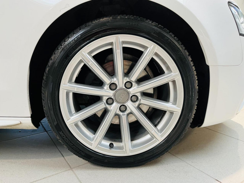 Photo 21 de l'offre de AUDI A5 SPORTBACK 2.0 TDI 177 S-tronic S Line à 18490€ chez Occasions Champenoises