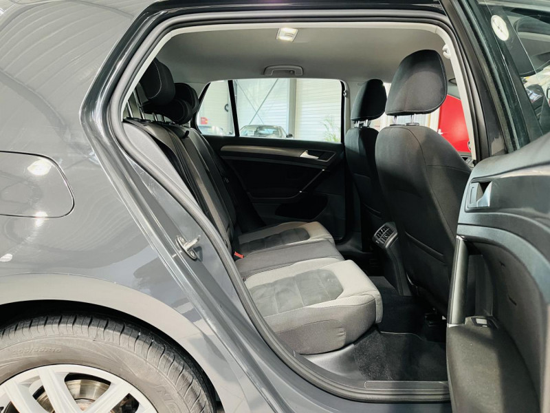 Photo 13 de l'offre de VOLKSWAGEN GOLF 1.4 TSI 125 BlueMotion Technology Confortline à 13990€ chez Occasions Champenoises