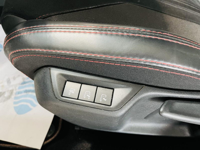 Photo 10 de l'offre de PEUGEOT 308 GTI 1.6 THP 270  à 16490€ chez Occasions Champenoises