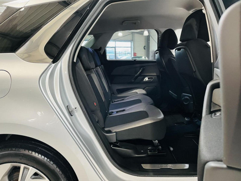 Photo 14 de l'offre de CITROEN C4 PICASSO e-HDi 115 Exclusive EAT6 à 12490€ chez Occasions Champenoises