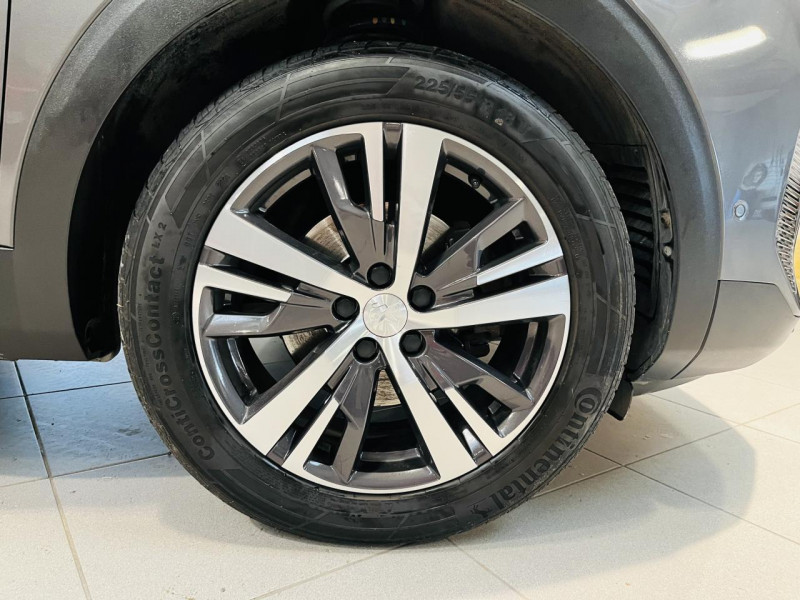 Photo 24 de l'offre de PEUGEOT 5008  BlueHDi 177ch S&S EAT8 Allure à 25990€ chez Occasions Champenoises