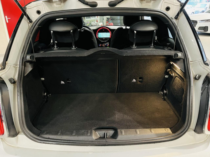 Photo 11 de l'offre de MINI MINI  Cooper 136 ch Chili à 13990€ chez Occasions Champenoises