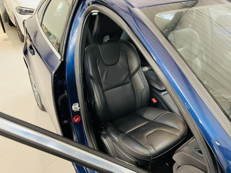 Photo 13 de l'offre de VOLVO V40 BUSINESS D2 115 Ocean Race à 13990€ chez Occasions Champenoises