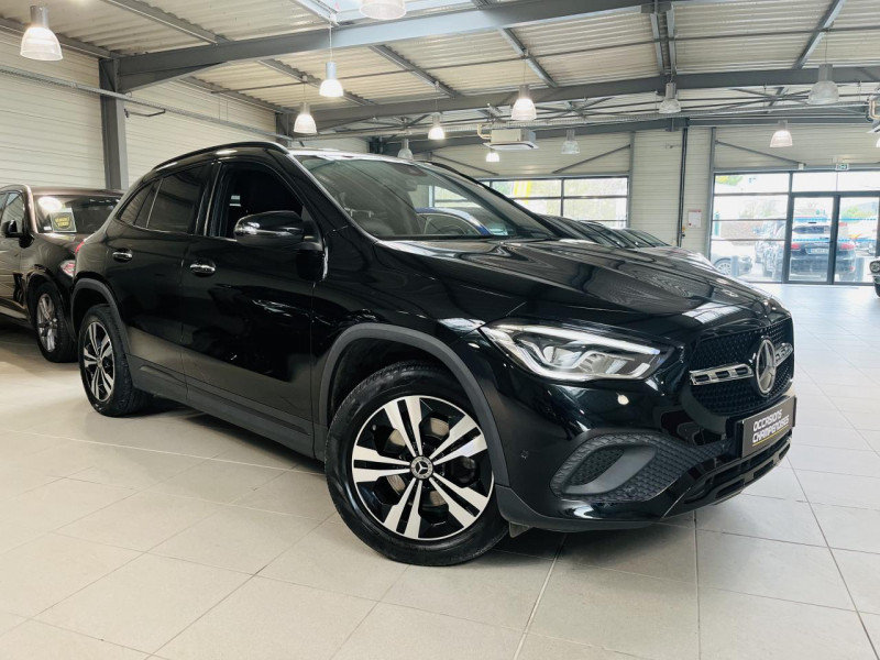 Mercedes-Benz GLA  200 d 8G-DCT Progressive Line DIESEL KOSMOSBLACK - MET. Occasion à vendre