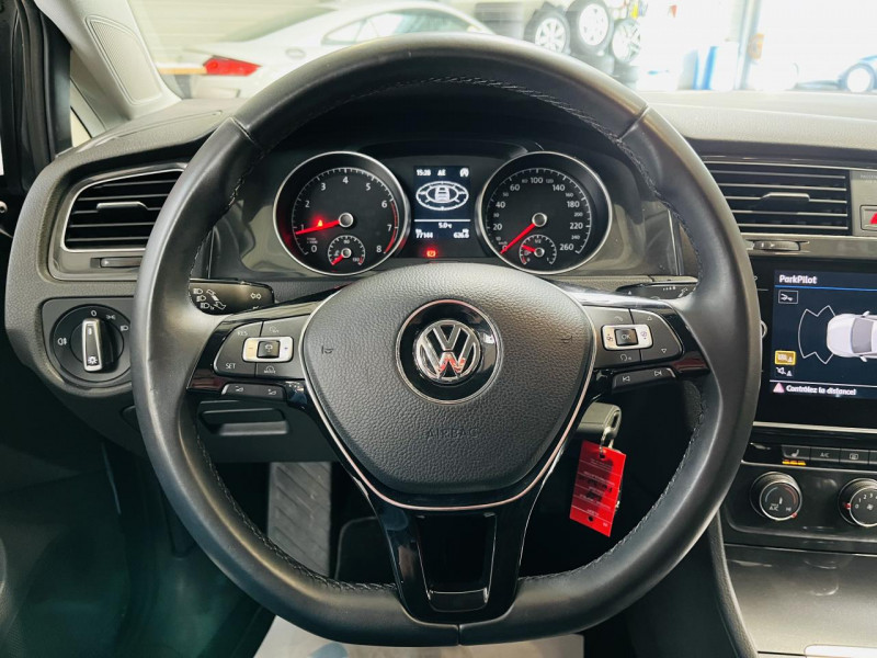 Photo 4 de l'offre de VOLKSWAGEN GOLF 1.4 TSI 125 BlueMotion Technology Confortline à 13990€ chez Occasions Champenoises