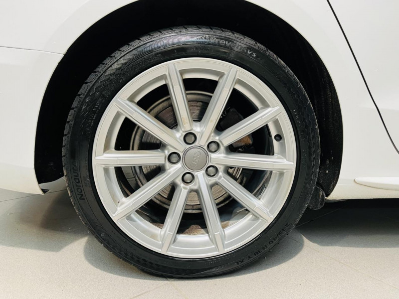 Photo 20 de l'offre de AUDI A5 SPORTBACK 2.0 TDI 177 S-tronic S Line à 18490€ chez Occasions Champenoises