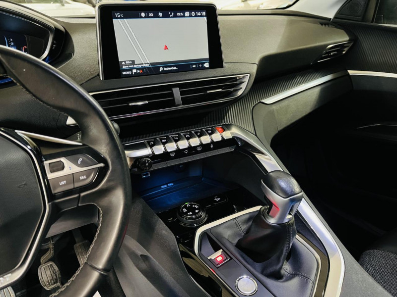Photo 7 de l'offre de PEUGEOT 3008  1.6 BlueHDi 120ch S&S BVM6 Allure à 15990€ chez Occasions Champenoises