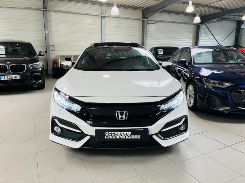 Photo 2 de l'offre de HONDA CIVIC 1.0 i-VTEC 126 CVT Exclusive Premium à 15990€ chez Occasions Champenoises