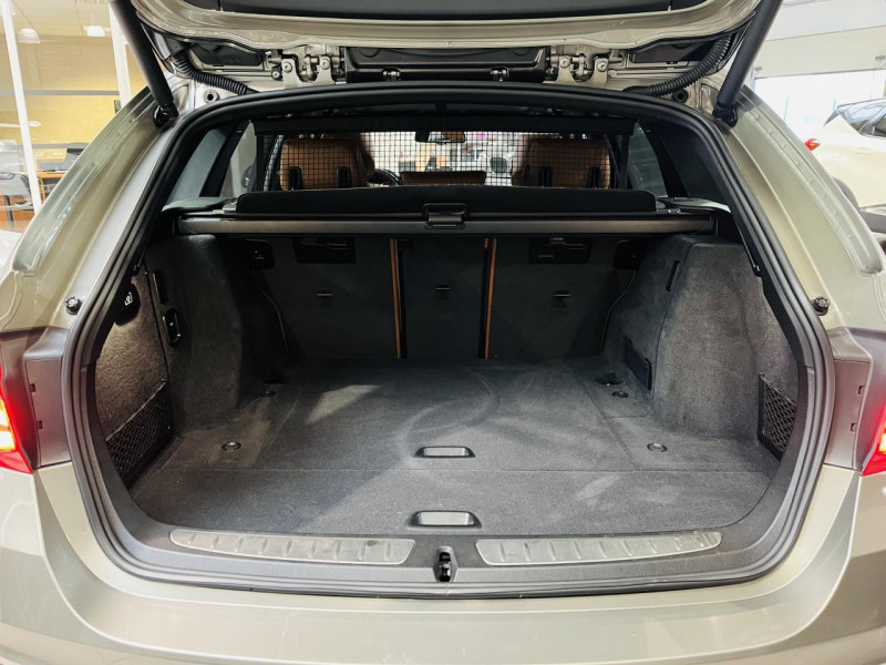 Photo 13 de l'offre de BMW SERIE 3 TOURING  318d 150 ch F31 LCI Luxury BVA 8 à 19990€ chez Occasions Champenoises