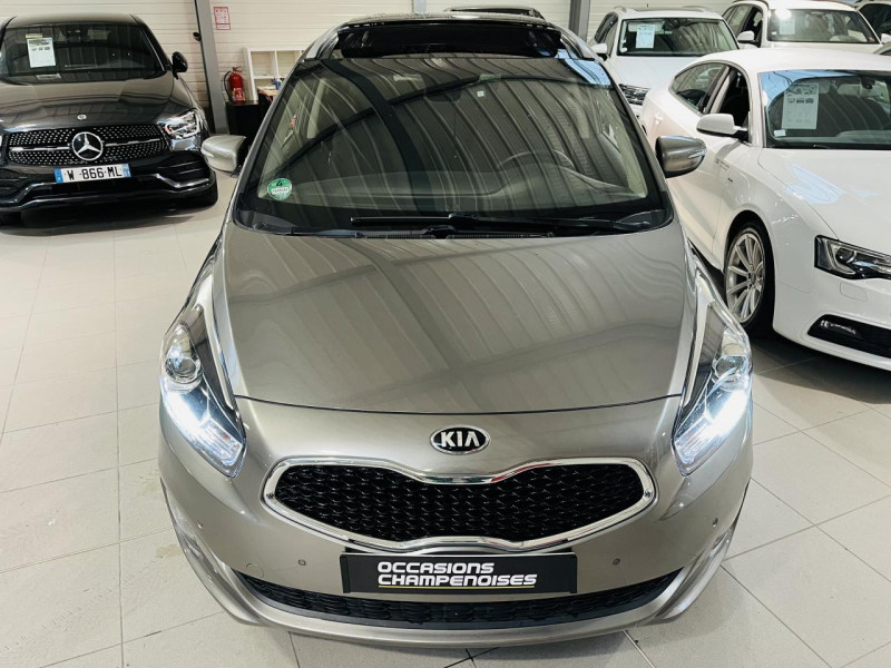 Photo 3 de l'offre de KIA CARENS 1.6 GDi 135 ch ISG Premium 7 Places à 12990€ chez Occasions Champenoises