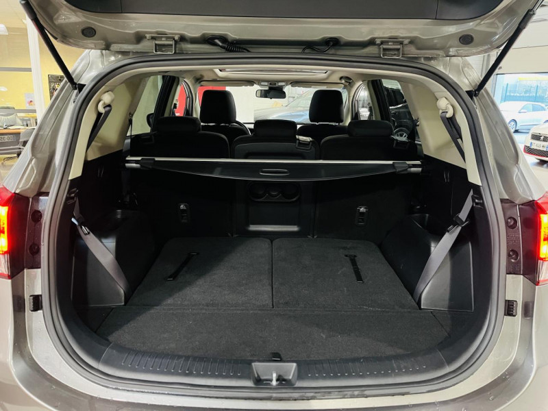 Photo 13 de l'offre de KIA CARENS 1.6 GDi 135 ch ISG Premium 7 Places à 12990€ chez Occasions Champenoises