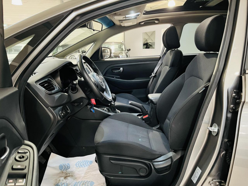 Photo 6 de l'offre de KIA CARENS 1.6 GDi 135 ch ISG Premium 7 Places à 12990€ chez Occasions Champenoises