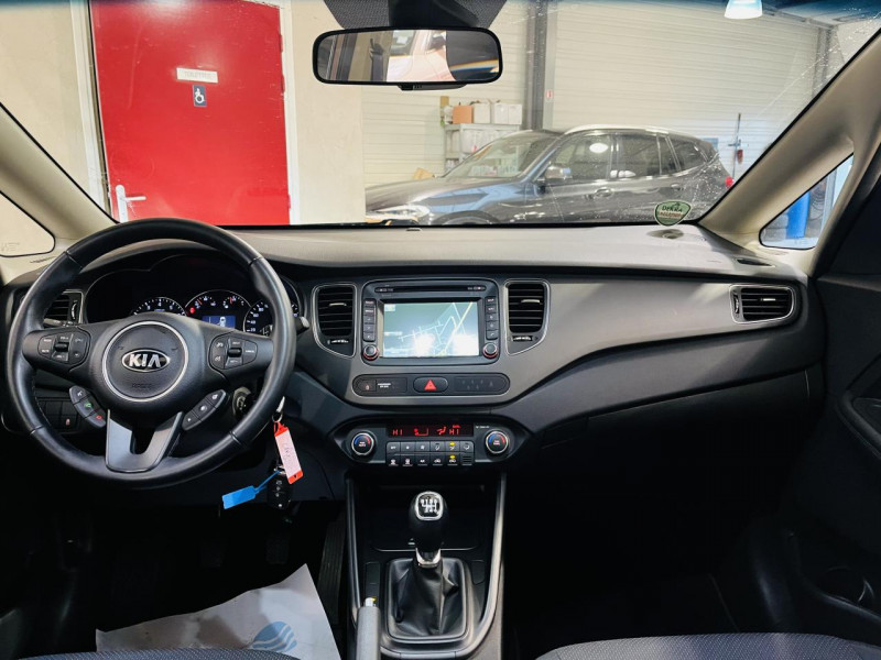 Photo 4 de l'offre de KIA CARENS 1.6 GDi 135 ch ISG Premium 7 Places à 12990€ chez Occasions Champenoises