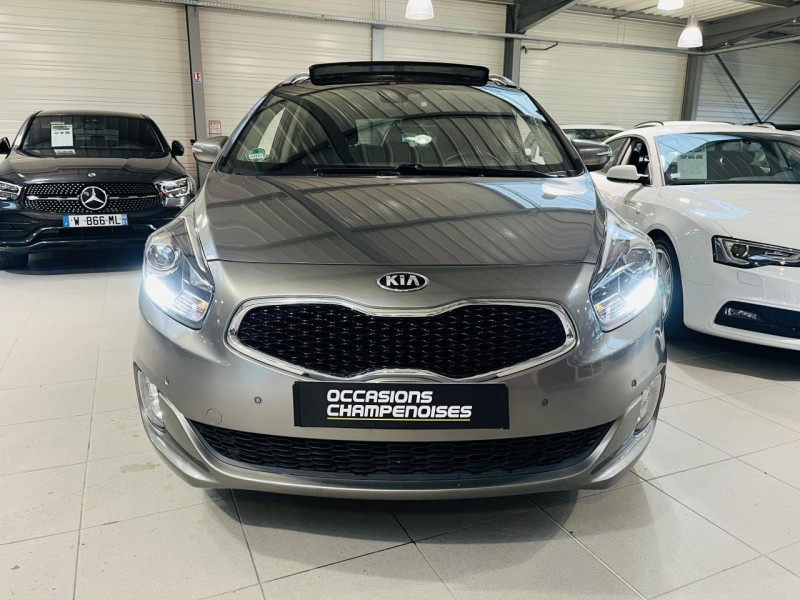 Photo 2 de l'offre de KIA CARENS 1.6 GDi 135 ch ISG Premium 7 Places à 12990€ chez Occasions Champenoises