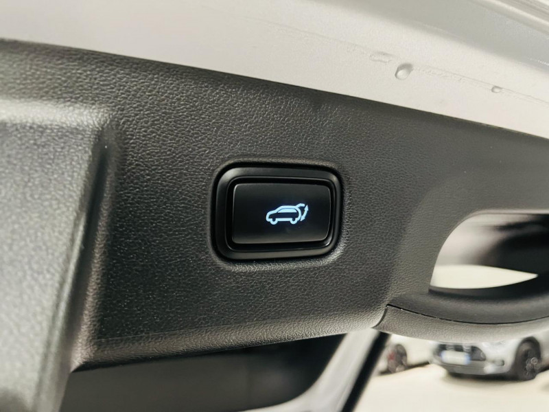 Photo 16 de l'offre de HYUNDAI TUCSON 1.6 CRDi 136 Hybrid 48V DCT-7 Creative à 25990€ chez Occasions Champenoises