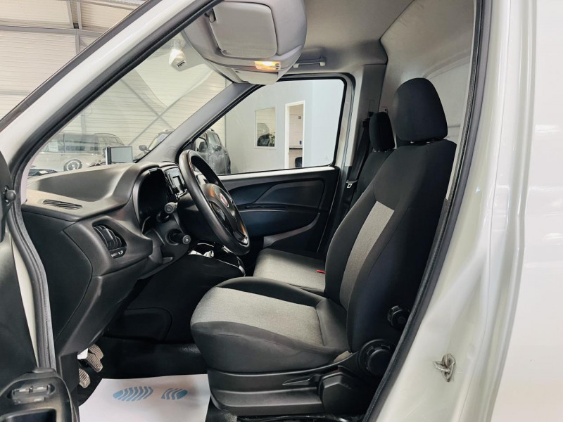 Photo 8 de l'offre de FIAT DOBLO  FT 1.3 MULTIJET 95 PACK PROFESSIONAL TRIO NAV à 7490€ chez Occasions Champenoises