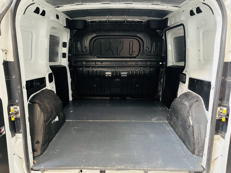 Photo 11 de l'offre de FIAT DOBLO  FT 1.3 MULTIJET 95 PACK PROFESSIONAL TRIO NAV à 7490€ chez Occasions Champenoises